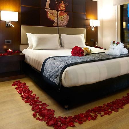 Hotel Celebrities Suites Bogota Bagian luar foto
