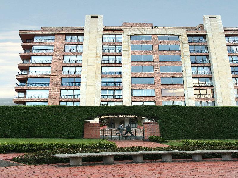 Hotel Celebrities Suites Bogota Bagian luar foto