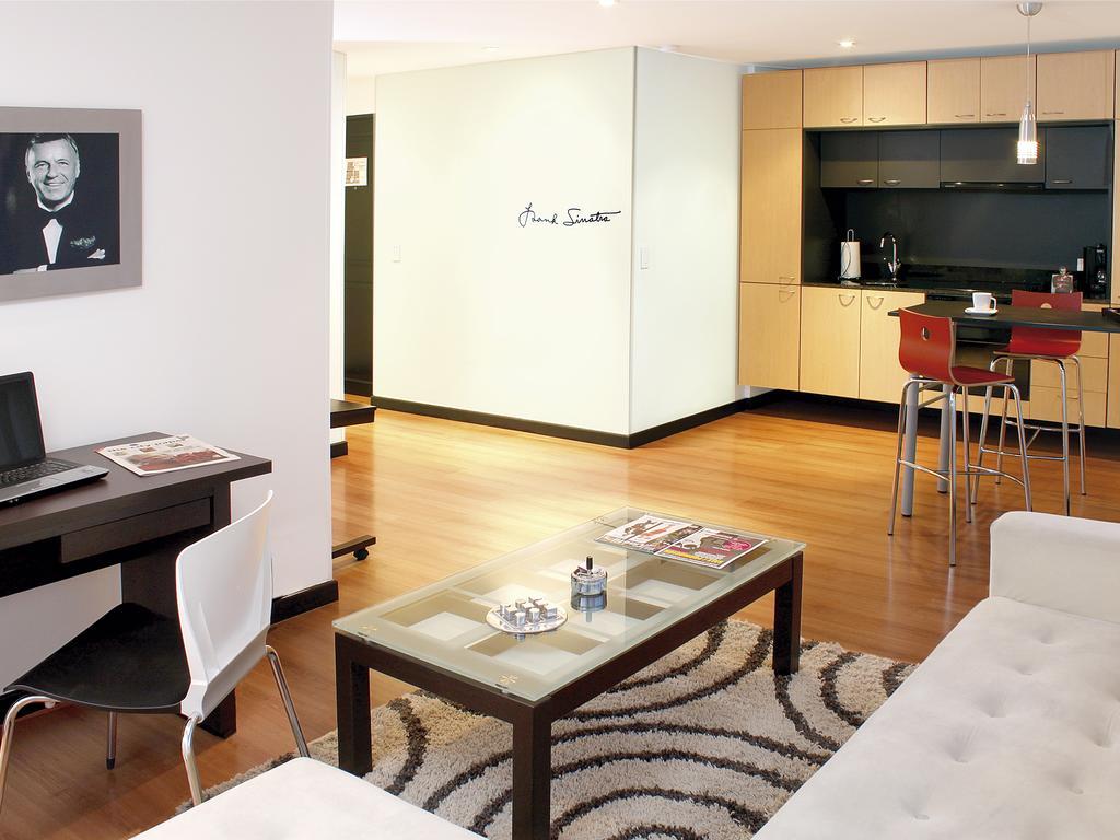 Hotel Celebrities Suites Bogota Bagian luar foto