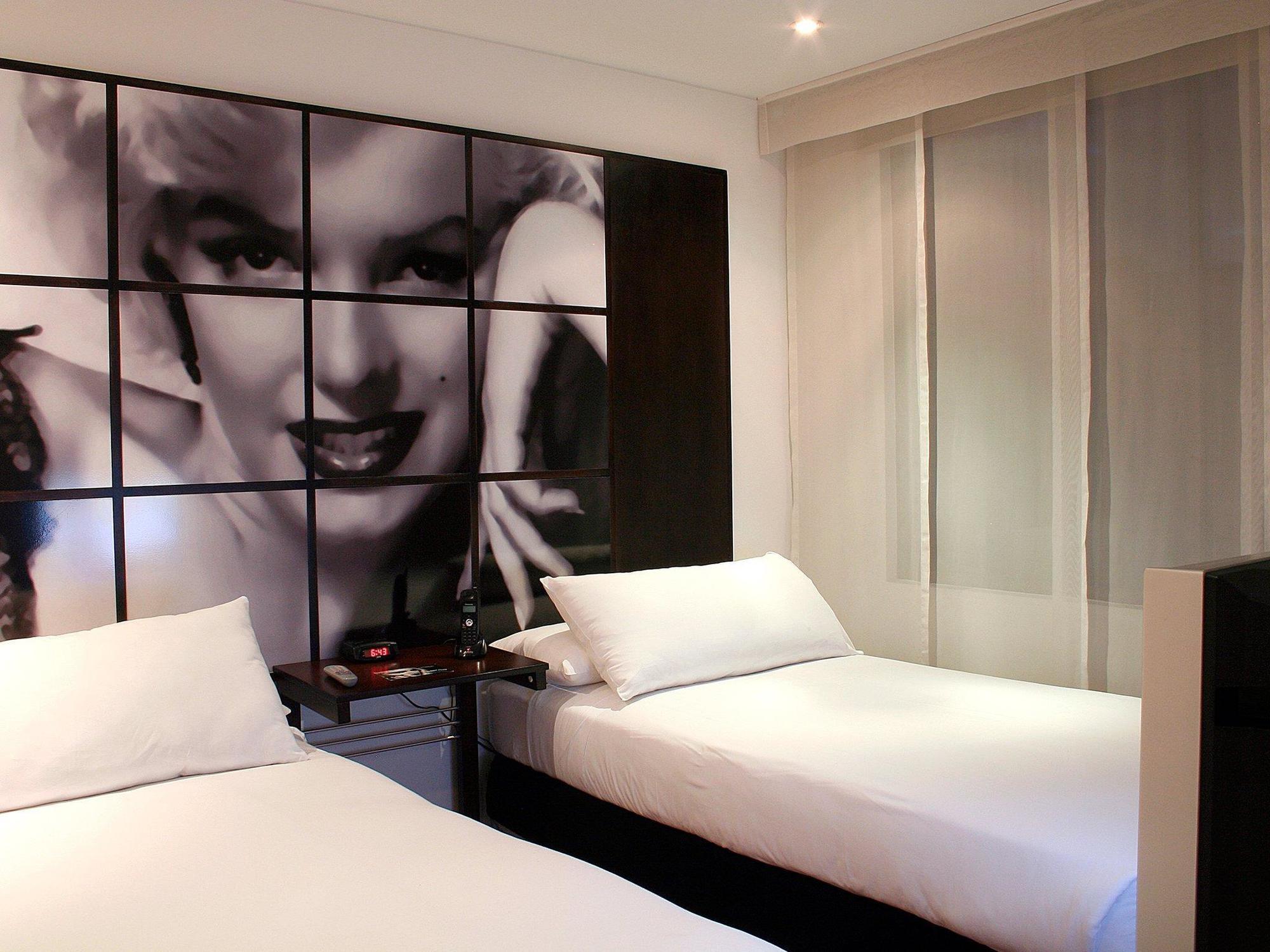 Hotel Celebrities Suites Bogota Bagian luar foto
