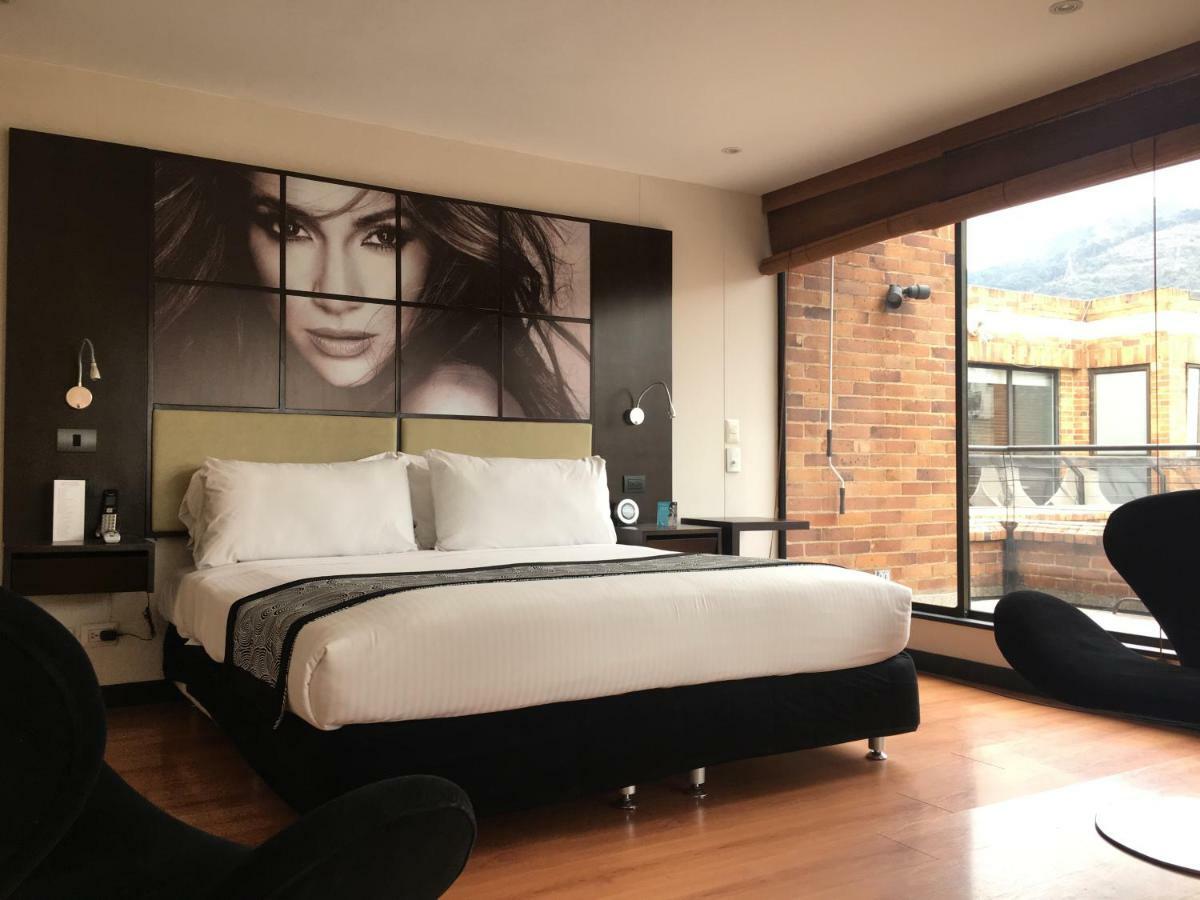 Hotel Celebrities Suites Bogota Bagian luar foto