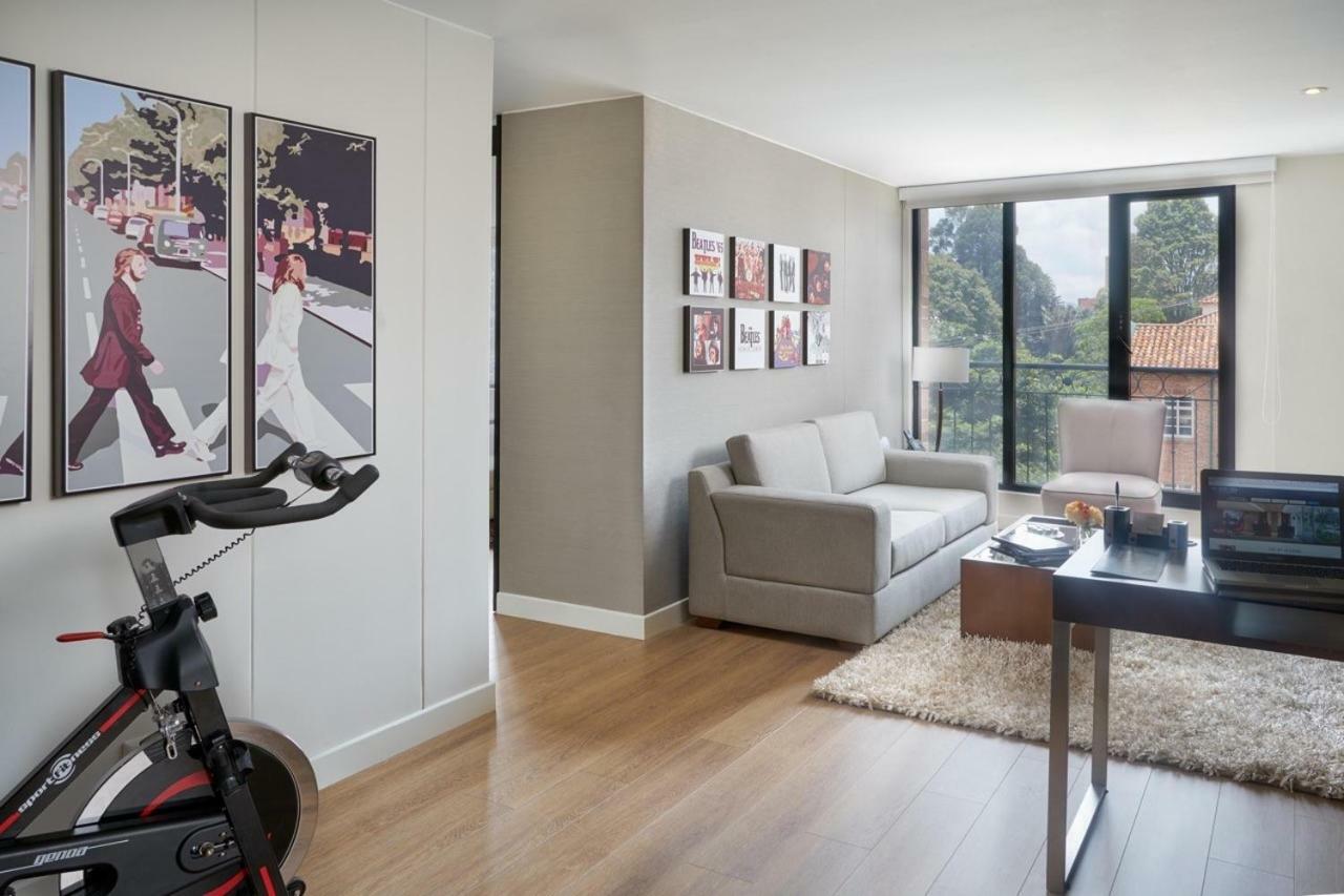 Hotel Celebrities Suites Bogota Bagian luar foto